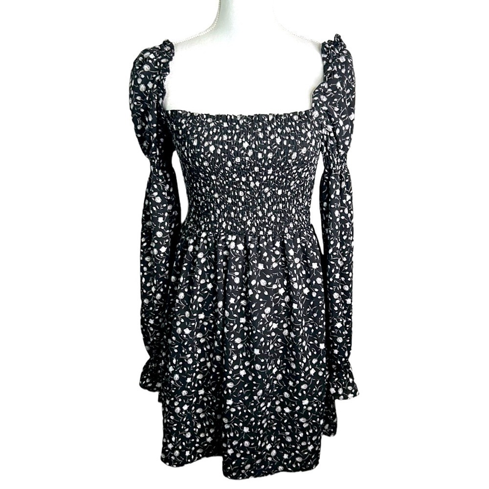 H&M Divided Black Floral Smocked Boho Midi Dress Size Small